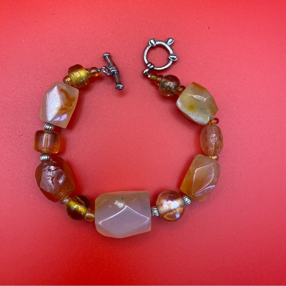 Acrylic Beaded 80’s Bracelet - Picture 1 of 5